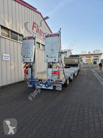 Трал Fliegl Tiefladeanhänger mit gerader Plattform