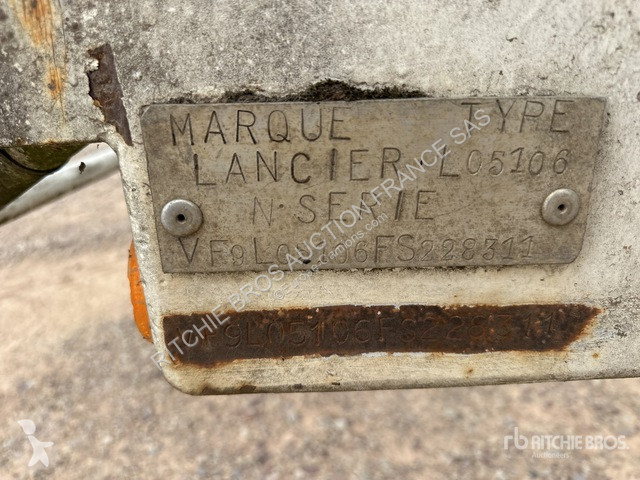 Přívěs Lancier  L05106