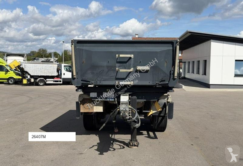 Remorca Schwarzmüller 663 Z2