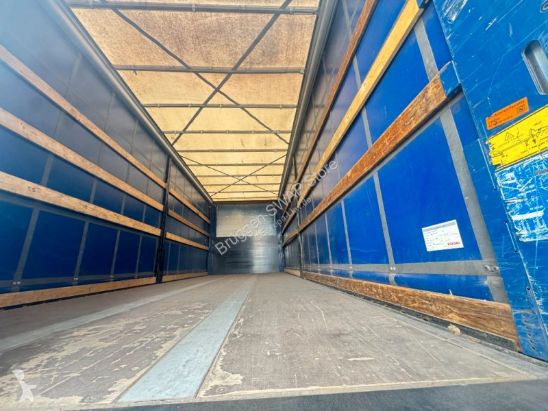Remorca Kögel Heck Portaltüren