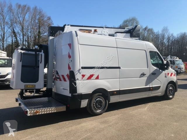 Véhicule utilitaire Renault - TLF 12,6