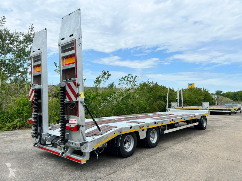 Remorca  T 3-9,20 F  3 Achs Tieflader mit...