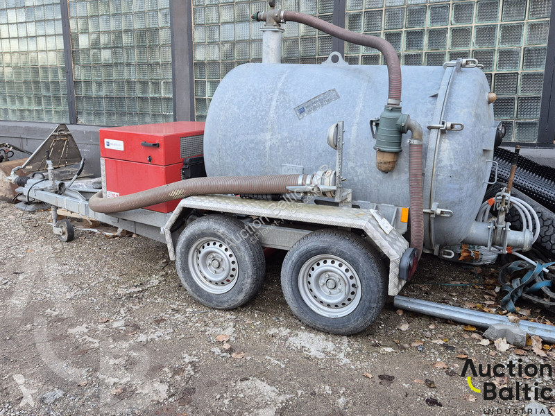 مقطورة  Equipment MVT 2000