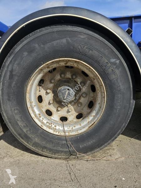 نصف مقطورة Fruehauf