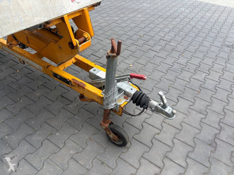 Plataforma elevadora Simon Eurolift  RTZ-210