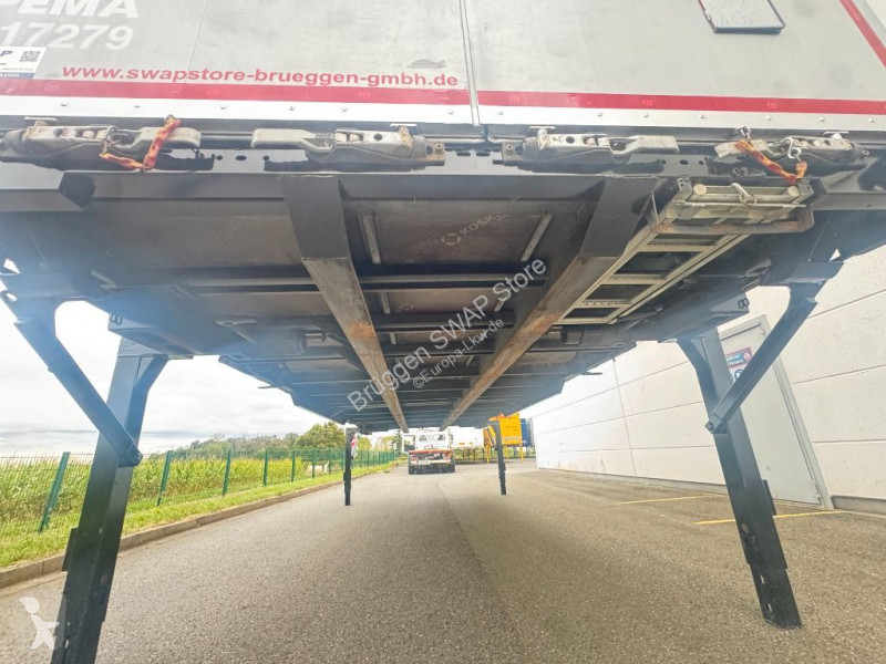 Přívěs Kögel Heck mit Portaltüren