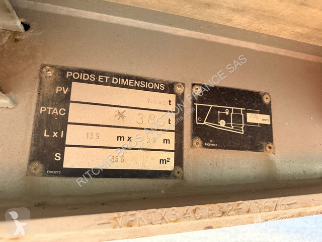 Félpótkocsi Fruehauf TX34C