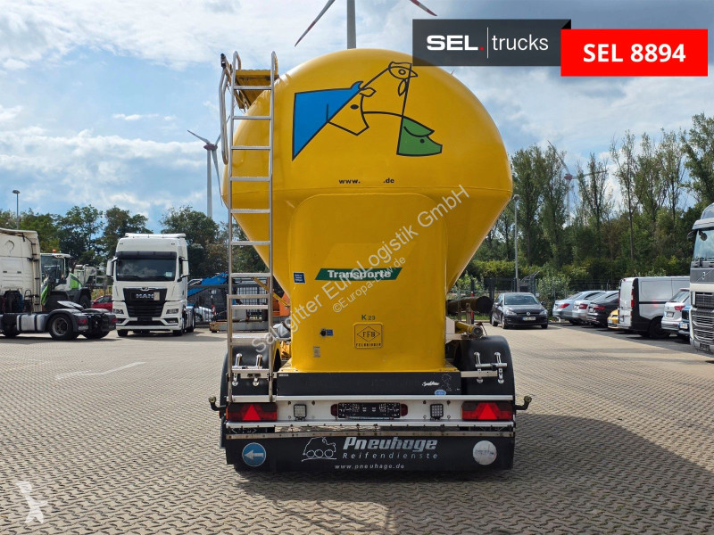 Släp Feldbinder HEUT 31.2 | 31.000 l