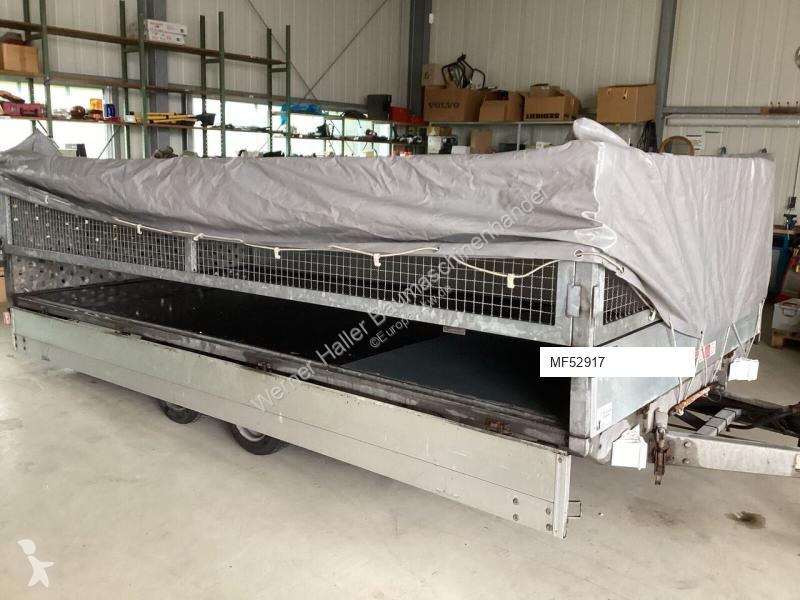 Humbaur HUT3000 trailer