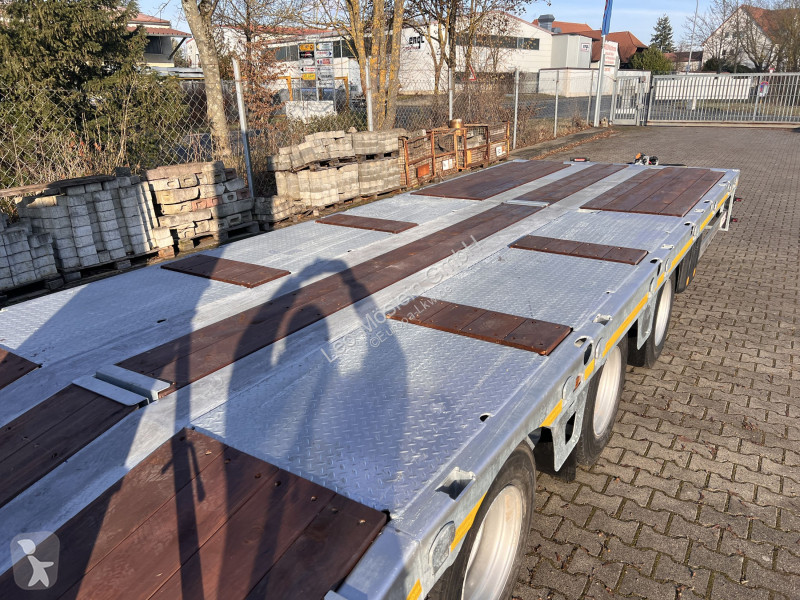 Reboque  TT 32 Zugrohr gerade  34 t GG Tridem-...