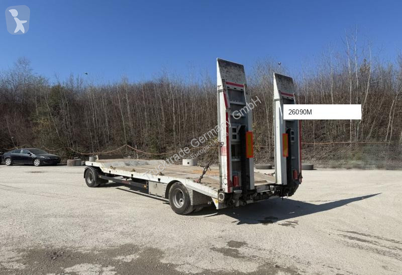 مقطورة Schwarzmüller 663 AZ Tieflader