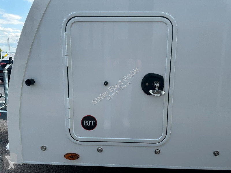 مقطورة  Race Sport / Länge: 5,03 m / 3.000 kg