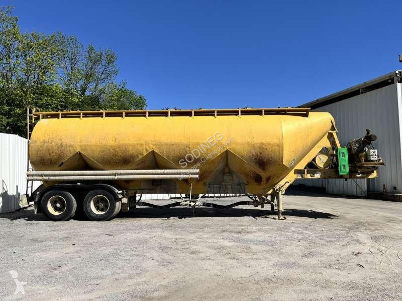 Semirimorchio Fruehauf  A CHAUX 2 ESSIEUX