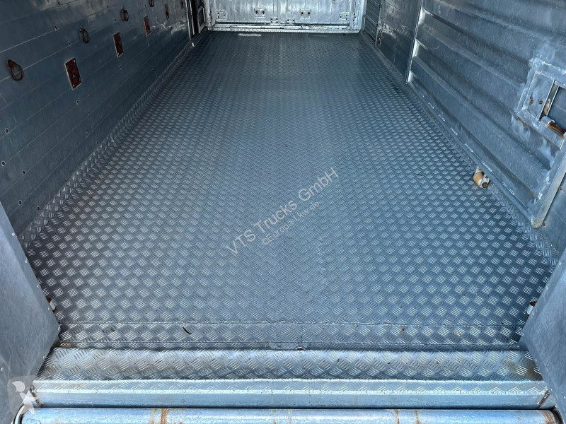 Remorque  FINKL VTA 10  1.Stock Viehanhänger