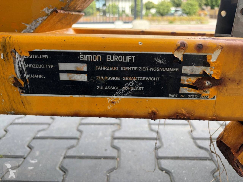 Plataforma elevadora Simon Eurolift  RTZ-210