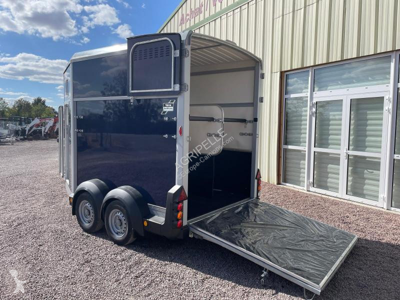 Remolque Ifor Williams  HB511
