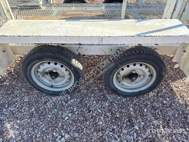 6RP132 trailer
