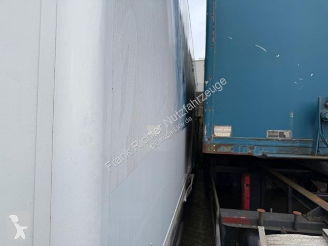 Aanhanger  Clausing,Brandschaden bed. Fahrbe