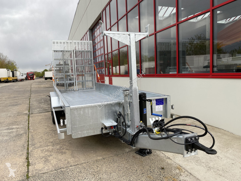 Reboque  TT 11-E6x2 hydr. Rampen  Tieflader für...