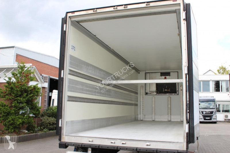 مقطورة Schmitz Cargobull   TK SLX 100  Strom...