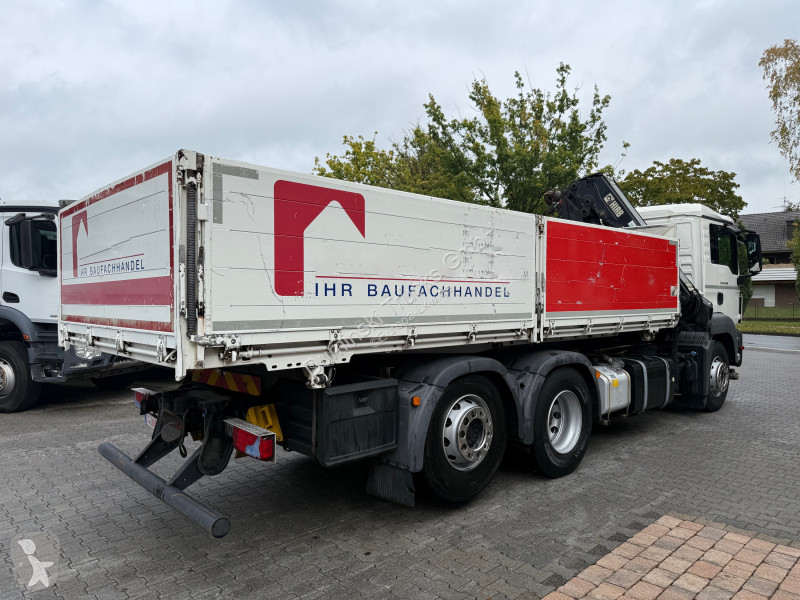 مقطورة MAN TGS 26.400 6X2 Kipper mit Kran Hiab...