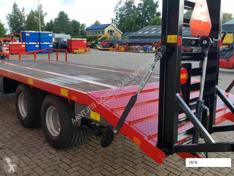 Aanhanger  AGM Oprijwagen