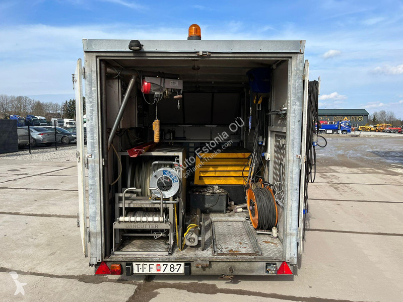 Reboque  2000 TD WORKSHOP ON WHEELS