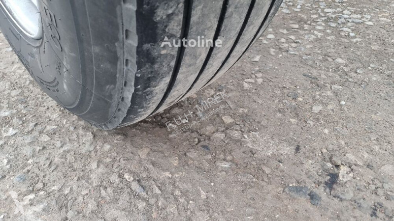 Remolque Krone 10xKRONE BDF 2019 ROK OPONY...