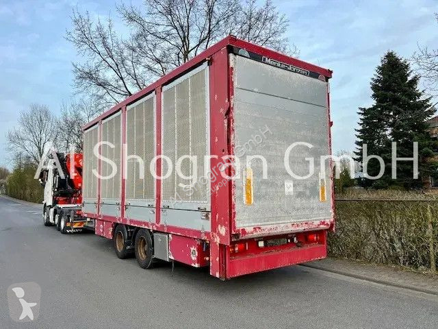 Remorque  2 x Achsen PBW / Geflügeltransport