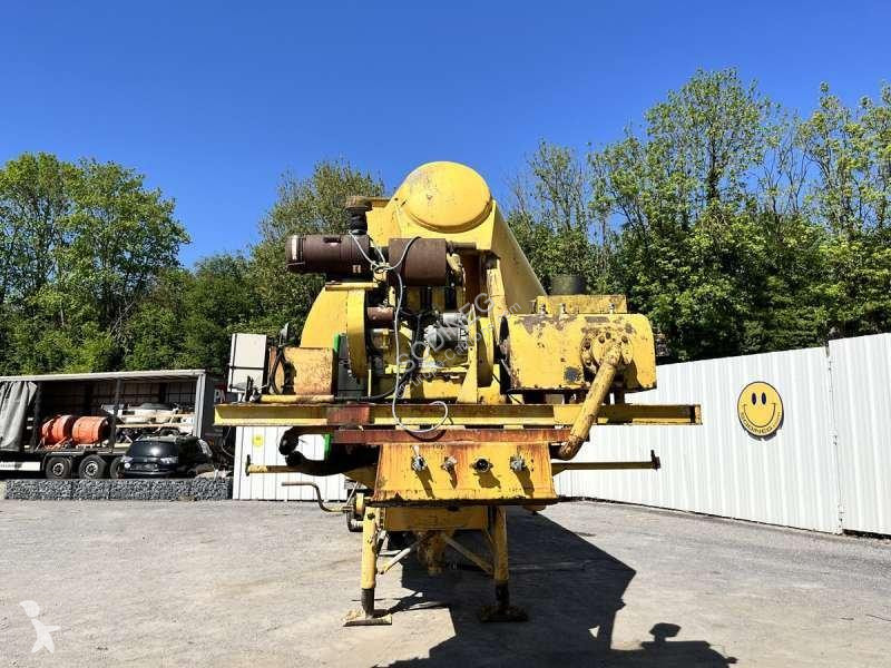 Semirimorchio Fruehauf  A CHAUX 2 ESSIEUX