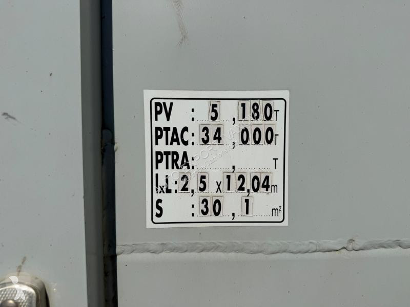 نصف مقطورة Fruehauf  BENALU
