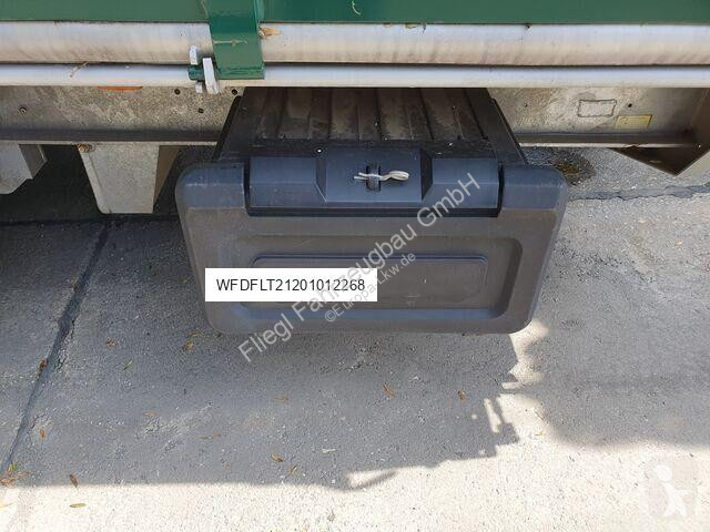Fliegl TSK 118 trailer