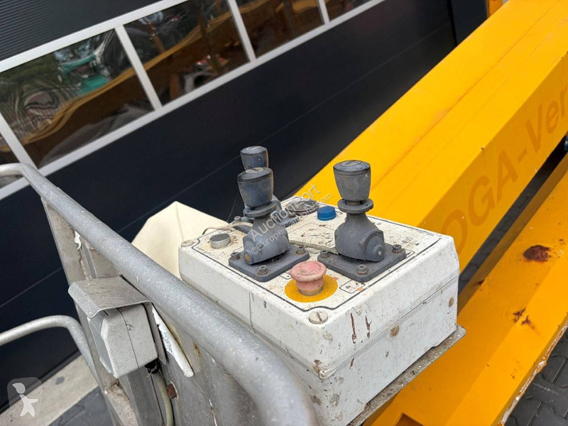 Plataforma elevadora Simon Eurolift  RTZ-210