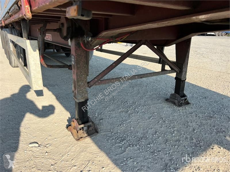 Remorca Zorzi 37S136EBA Tri/A Flatbed Trailer