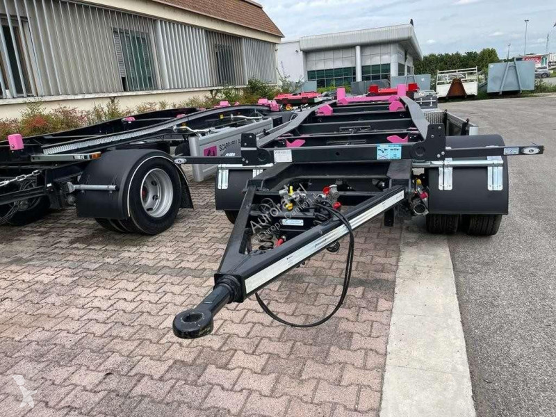 مقطورة  CBS NUOVO SCARRABILE