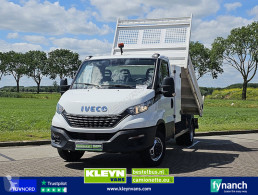 Utilitaire benne Iveco