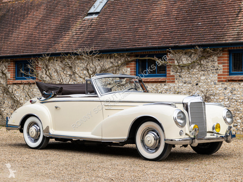 Véhicule utilitaire Mercedes 300 SC Cabriolet A...