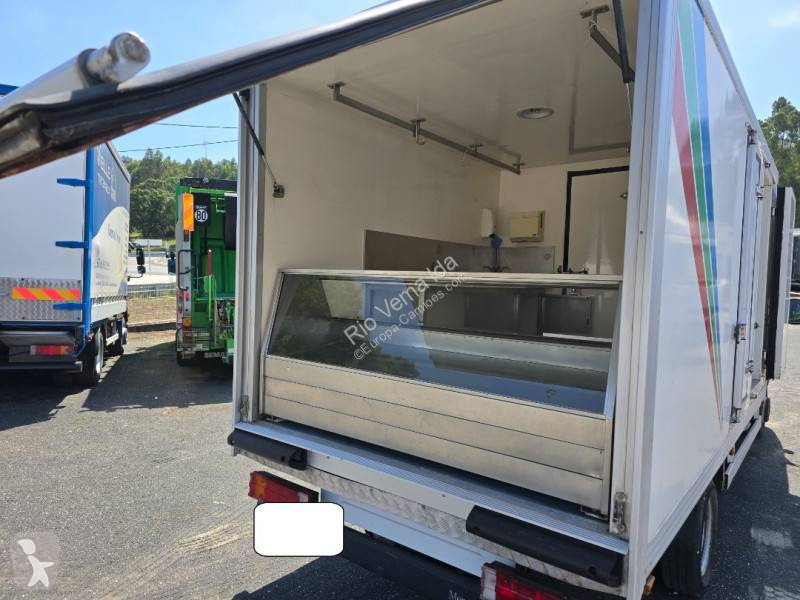 Véhicule utilitaire Mercedes