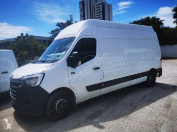 Caja cerrada Renault