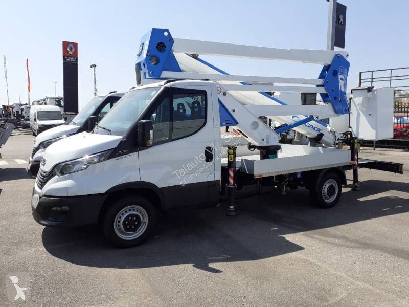 Furgoneta Iveco