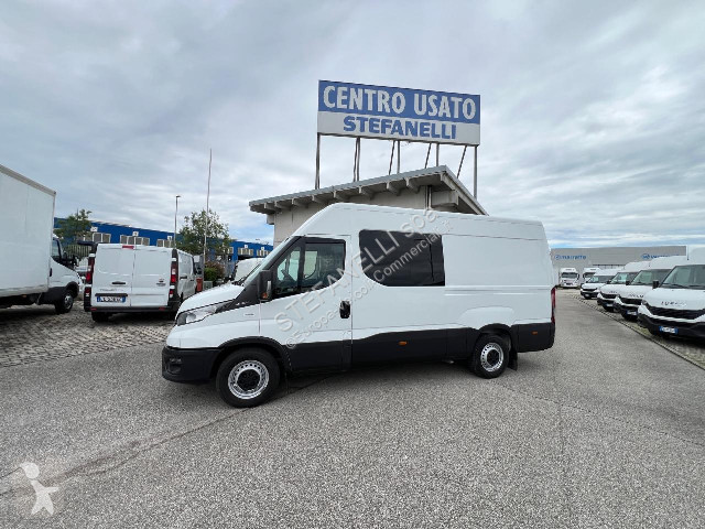 Furgoneta Iveco DAILY 35S16A8 V 7 posti 3520L