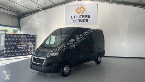 Fourgon utilitaire Peugeot