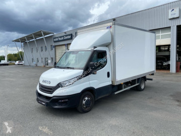 Fourgon utilitaire Iveco