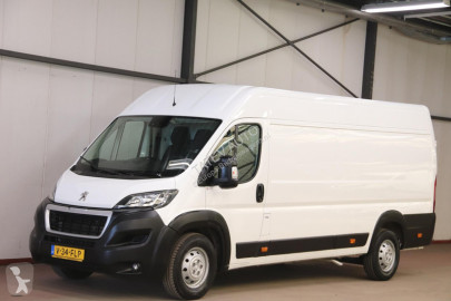 Caja cerrada Peugeot