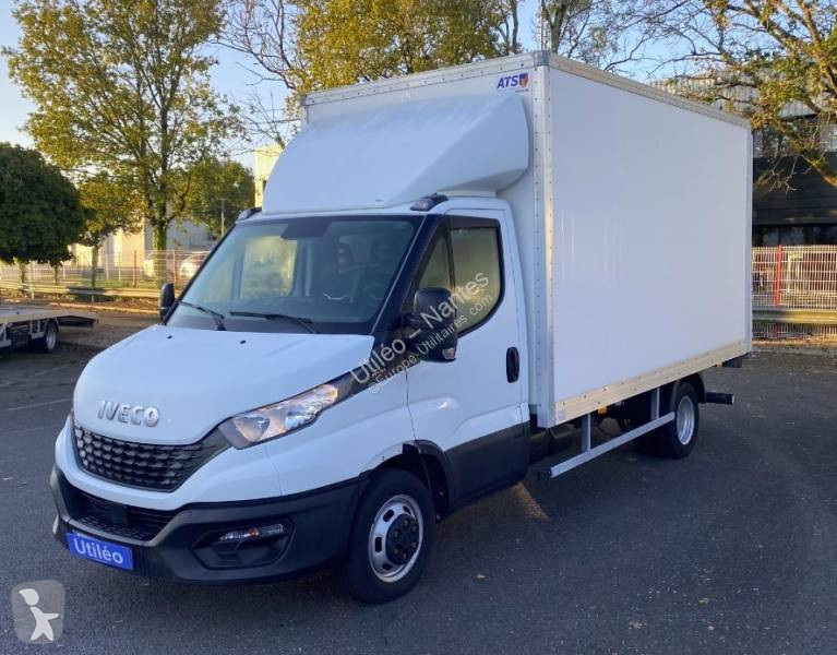 Furgoneta Iveco