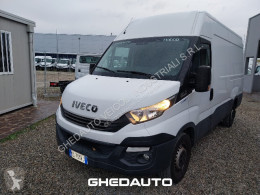Caja cerrada Iveco