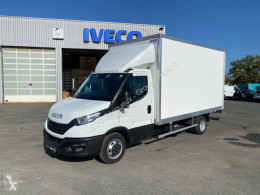 Fourgon utilitaire Iveco