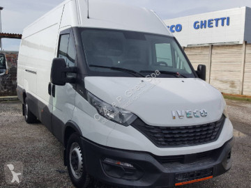 Caja cerrada Iveco