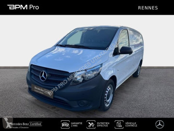 Fourgon moyen Mercedes