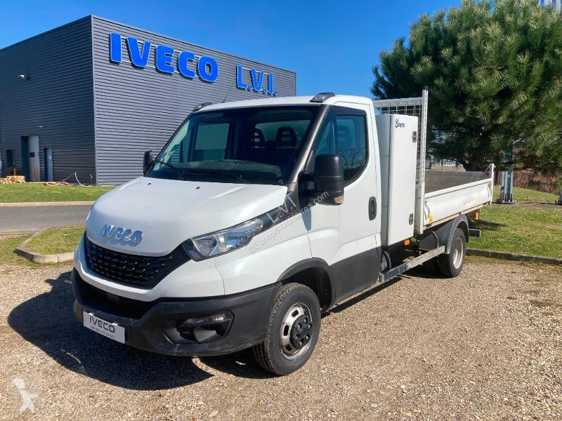 Bedrijfswagen Iveco CCb 35C16H3.0 Empattement...